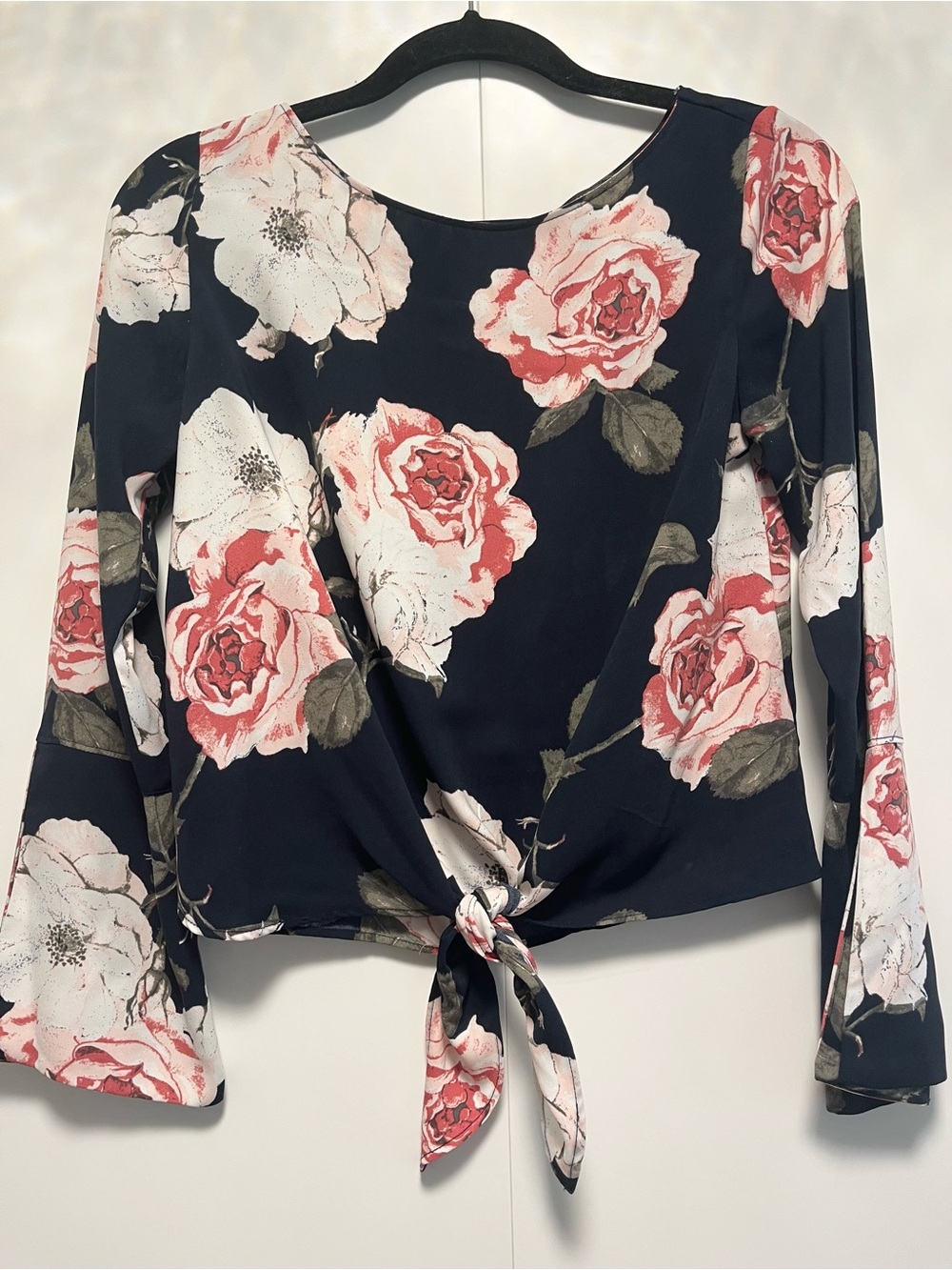 Rose floral blouse, size M